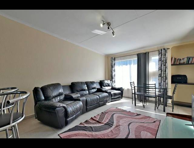 2 BEDROOM APARTMENT FOR SALE IN MULBARTON